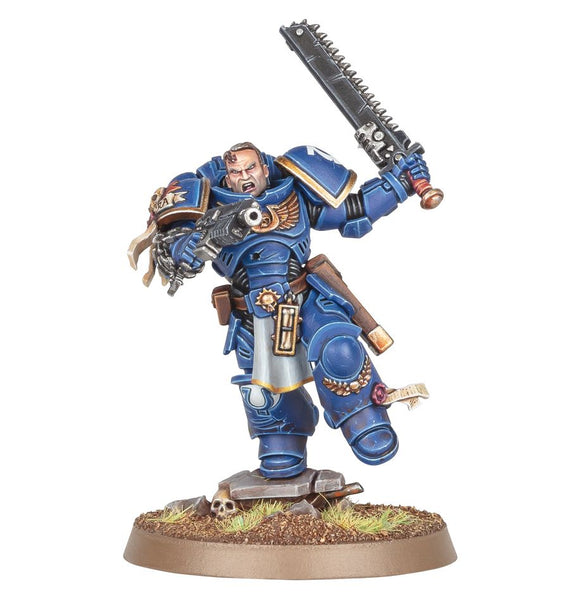 40k; LIEUTENANT TITUS