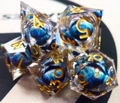 Kits de 7 dés polyédriques en résine